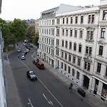 Fullhouse - Leipzig - R31 - Elevator - Southern City Center