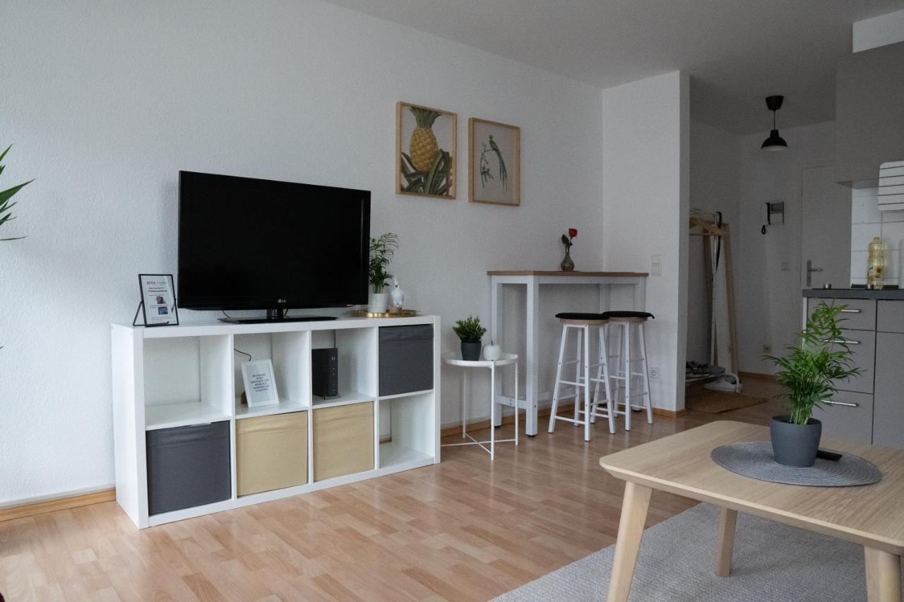 Fullhouse - - R31 - Elevator - Southern City Center Apartment *